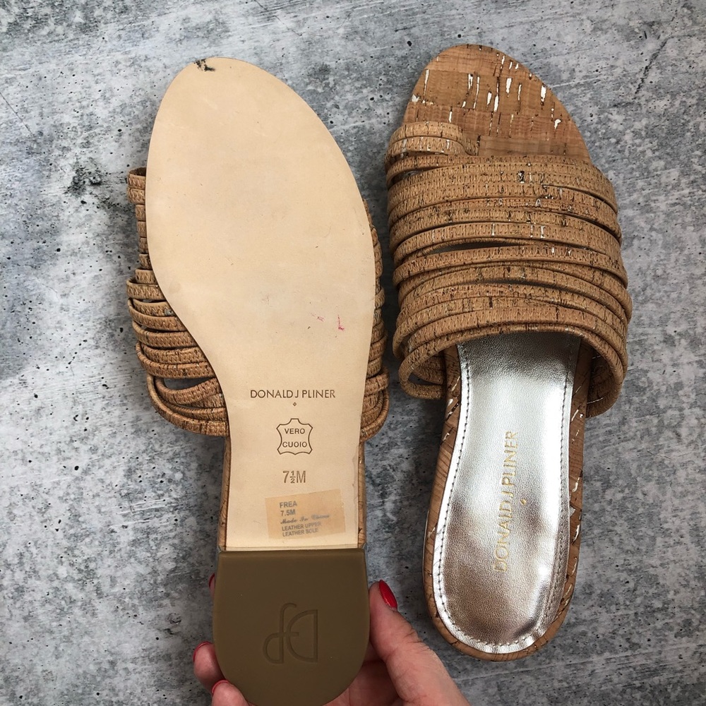 NWOT-  Donald Pliner Frea Cork Sandals - Picture 7 of 7